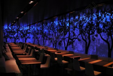 Панельные шторы для ресторана - с синей подсветкой