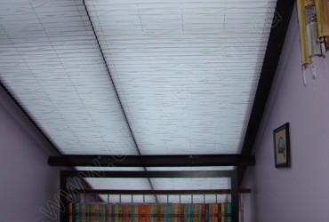 Преображение потолочных окон шторами плиссе - вид штор на окнах